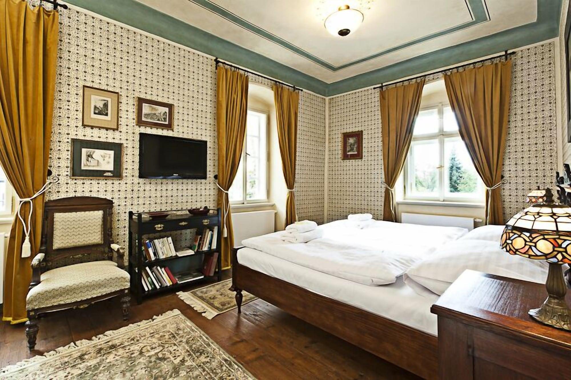 Hotel Latran Český Krumlov Buitenkant foto