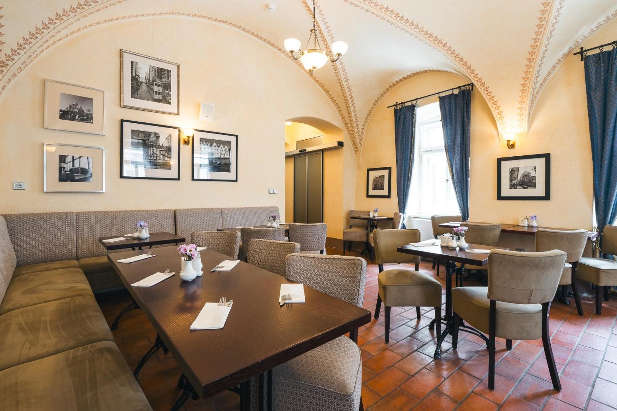 Hotel Latran Český Krumlov Buitenkant foto